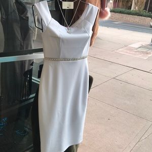 It’s a beautiful, elegant and stretchy material